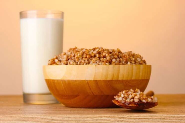 Buckwheat and glass milk
