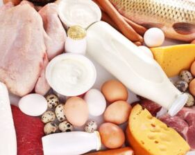 The keto diet is characterized by the presence of hearty dishes on the menu.