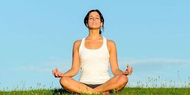 The technique of performing exercises to lose weight in the abdomen and sides